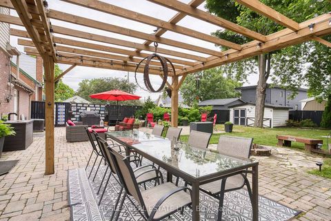 Photo 46 at 23 Farnsworth Drive, Pelmo Park W4, Toronto