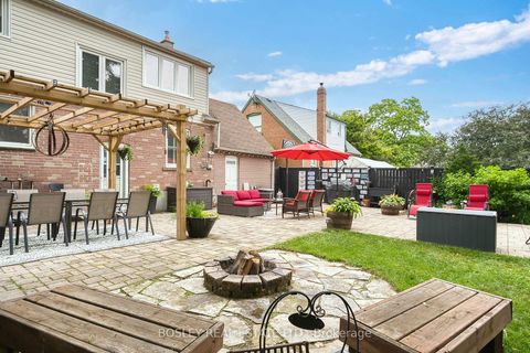 Photo 48 at 23 Farnsworth Drive, Pelmo Park W4, Toronto