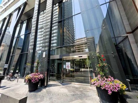 Photo 3 at 810 - 65 St Mary Street, Bay Street Corridor, Toronto