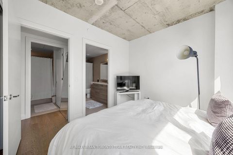 Photo 16 at 2804 - 224 King Street W, Waterfront Communities C1, Toronto