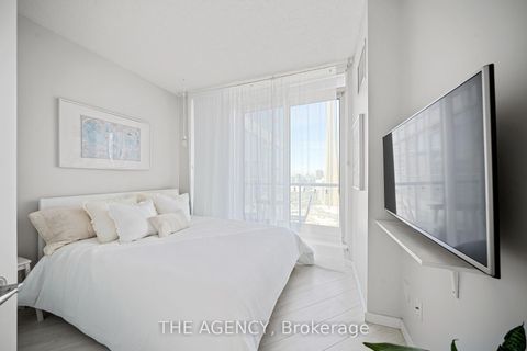 Photo 13 at 3313 - 208 Queens Quay W, Waterfront Communities C1, Toronto