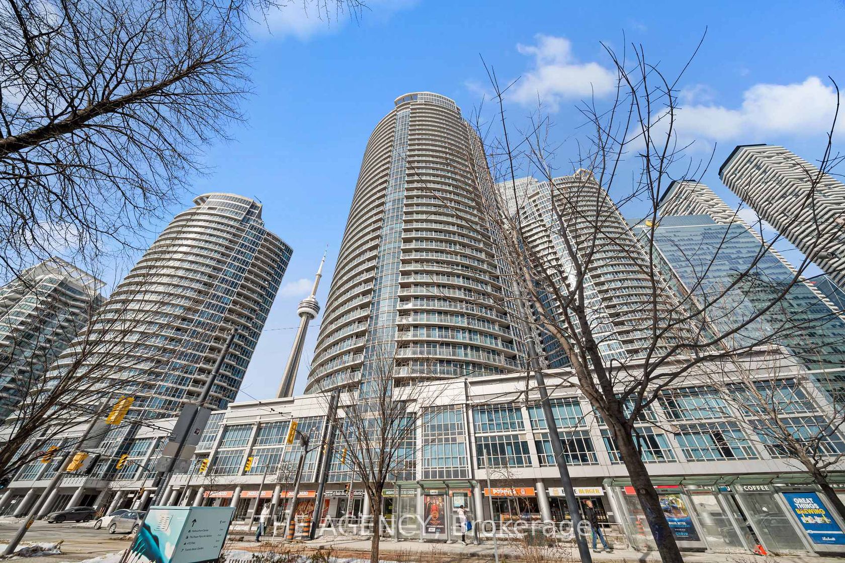 3313 - 208 Queens Quay W, Waterfront Communities C1, Toronto photo number 2