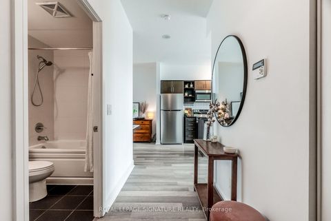 Photo 8 at 515 - 35 Brian Peck Crescent, Leaside, Toronto