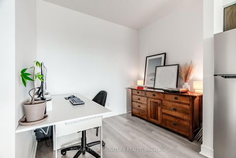 Photo 13 at 515 - 35 Brian Peck Crescent, Leaside, Toronto