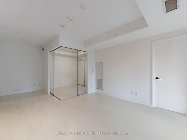 Photo 5 at 520 - 308 Jarvis Street, Yonge Corridor, Toronto