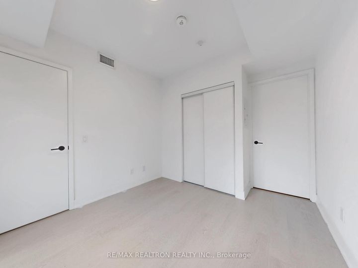 Photo 8 at 520 - 308 Jarvis Street, Yonge Corridor, Toronto