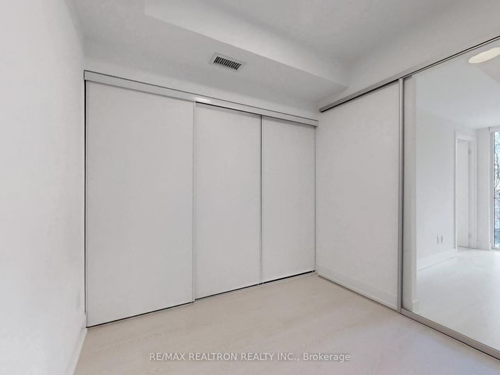 Photo 12 at 520 - 308 Jarvis Street, Yonge Corridor, Toronto