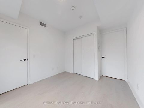 Photo 8 at 520 - 308 Jarvis Street, Yonge Corridor, Toronto