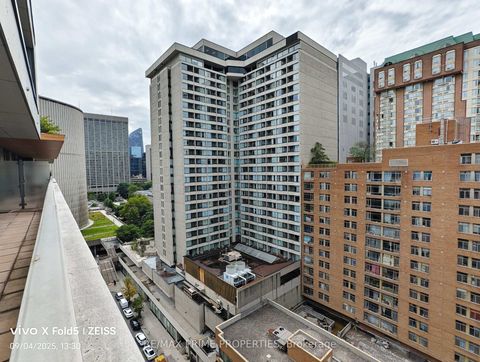 Photo 10 at 1823 - 111 Elizabeth Street, Bay Street Corridor, Toronto