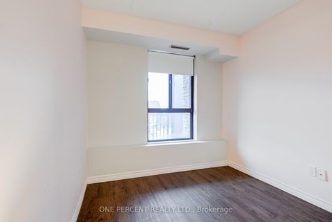 Photo 29 at 406 - 15390 Yonge Street, Aurora Heights, Aurora