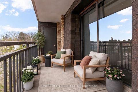 Photo 34 at 406 - 15390 Yonge Street, Aurora Heights, Aurora