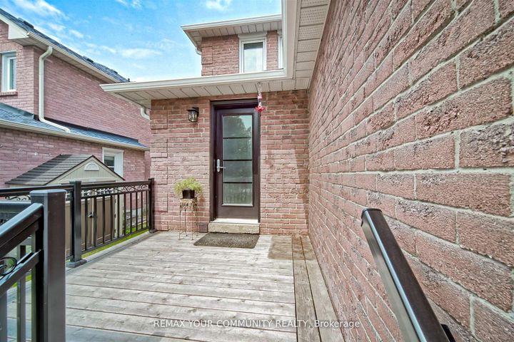 Photo 39 at 2 Kirkland Court, Westbrook, Richmond Hill