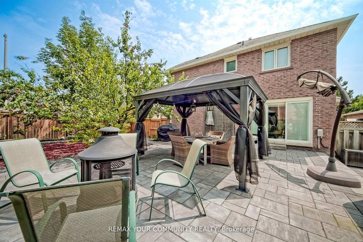 Photo 41 at 2 Kirkland Court, Westbrook, Richmond Hill