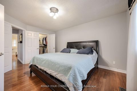 Photo 27 at 2 Kirkland Court, Westbrook, Richmond Hill