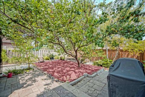 Photo 43 at 2 Kirkland Court, Westbrook, Richmond Hill