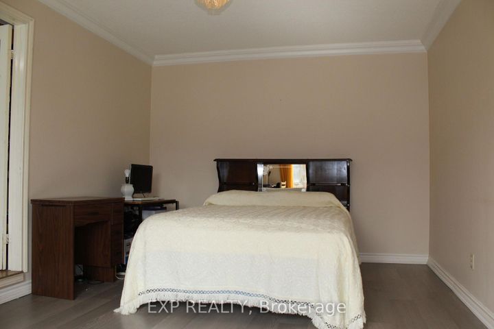 Photo 19 at 48 Howell Street, Brampton South, Brampton