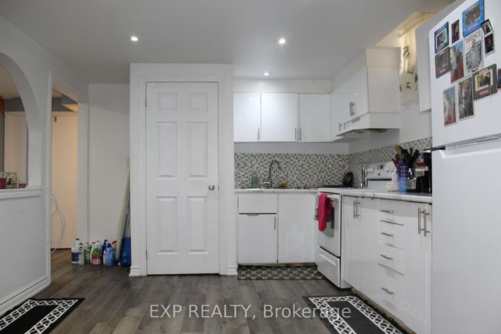 Photo 23 at 48 Howell Street, Brampton South, Brampton