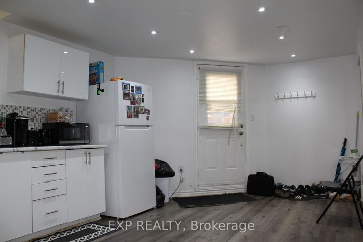 Photo 25 at 48 Howell Street, Brampton South, Brampton