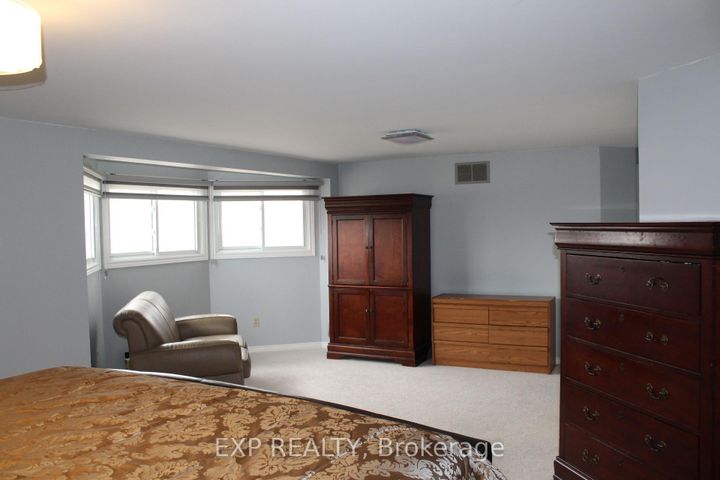 Photo 30 at 48 Howell Street, Brampton South, Brampton