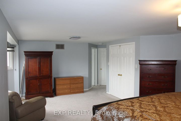 Photo 31 at 48 Howell Street, Brampton South, Brampton