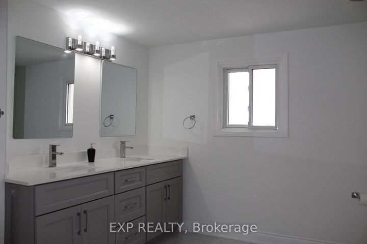 Photo 34 at 48 Howell Street, Brampton South, Brampton