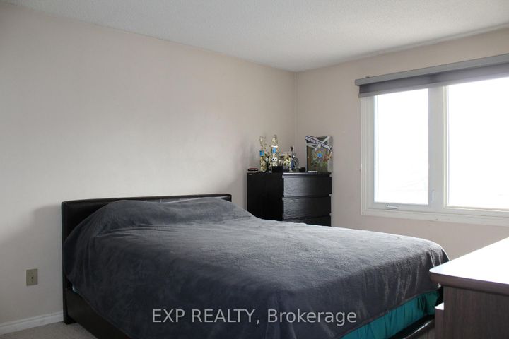 Photo 36 at 48 Howell Street, Brampton South, Brampton