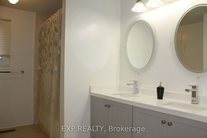 Photo 38 at 48 Howell Street, Brampton South, Brampton