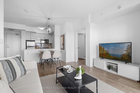 Photo 8 at 701 - 741 Sheppard Avenue W, Clanton Park, Toronto