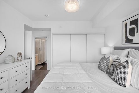 Photo 11 at 701 - 741 Sheppard Avenue W, Clanton Park, Toronto