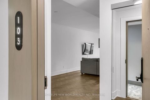 Photo 4 at 103 - 118 Merchants' Wharf, Waterfront Communities C8, Toronto