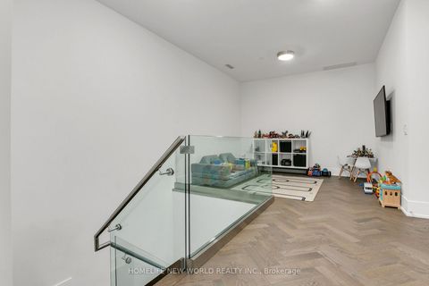 Photo 12 at 103 - 118 Merchants' Wharf, Waterfront Communities C8, Toronto