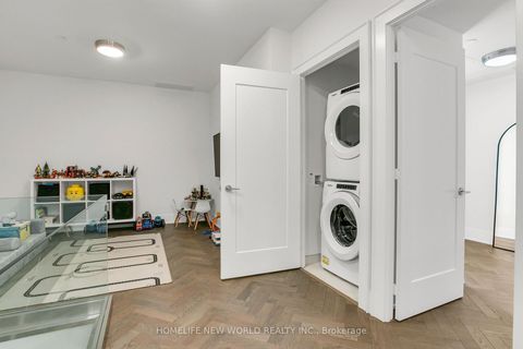 Photo 13 at 103 - 118 Merchants' Wharf, Waterfront Communities C8, Toronto