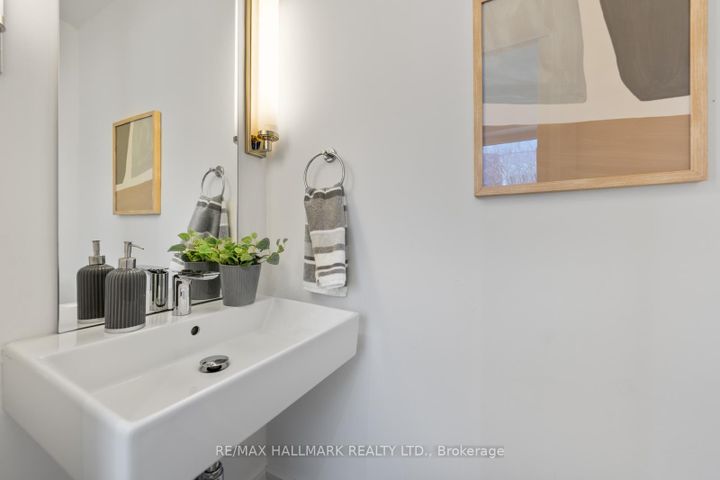 Photo 3 at 148 Cranbrooke Avenue, Lawrence Park North, Toronto