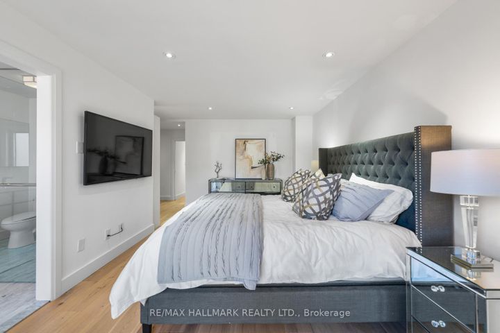 Photo 23 at 148 Cranbrooke Avenue, Lawrence Park North, Toronto