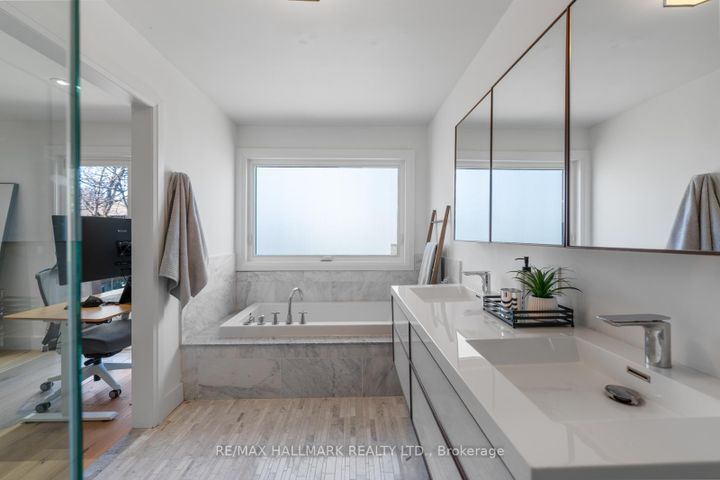 Photo 25 at 148 Cranbrooke Avenue, Lawrence Park North, Toronto