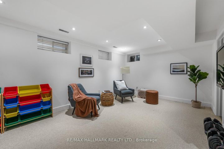 Photo 38 at 148 Cranbrooke Avenue, Lawrence Park North, Toronto