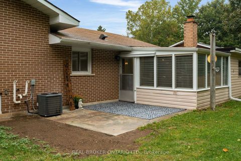 Photo 28 at 17 Locke Avenue, Stayner, Clearview