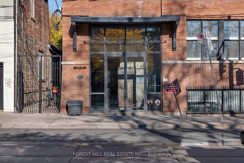 Photo 2 at 105 - 2154 Dundas Street W, Roncesvalles, Toronto