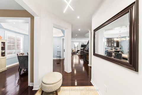 Photo 3 at 86 Rockland Crescent, Brooklin, Whitby