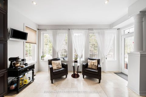 Photo 15 at 86 Rockland Crescent, Brooklin, Whitby