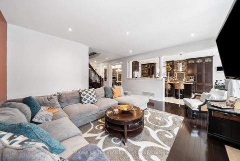 Photo 16 at 86 Rockland Crescent, Brooklin, Whitby