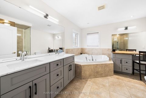 Photo 23 at 86 Rockland Crescent, Brooklin, Whitby