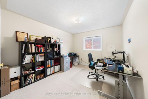 Photo 33 at 86 Rockland Crescent, Brooklin, Whitby