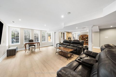 Photo 35 at 86 Rockland Crescent, Brooklin, Whitby