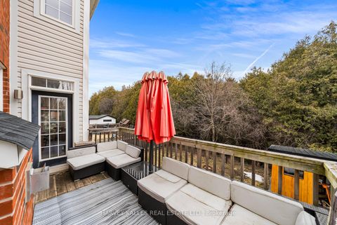 Photo 45 at 86 Rockland Crescent, Brooklin, Whitby