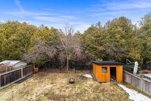 Photo 47 at 86 Rockland Crescent, Brooklin, Whitby