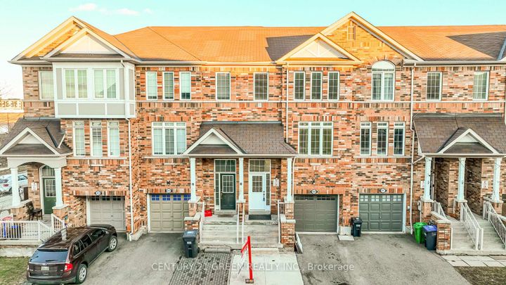Photo 3 at 449 Aspendale Crescent, Meadowvale Village, Mississauga
