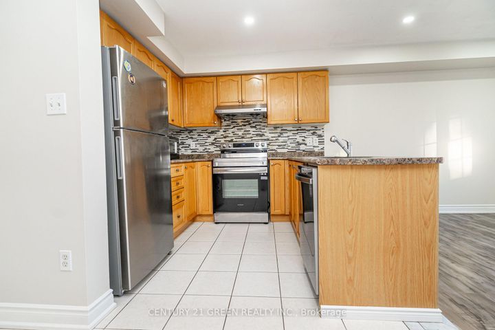 Photo 12 at 449 Aspendale Crescent, Meadowvale Village, Mississauga