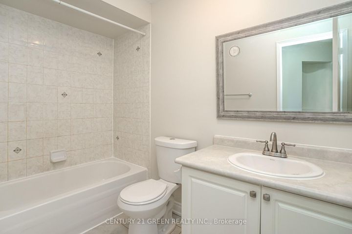 Photo 26 at 449 Aspendale Crescent, Meadowvale Village, Mississauga