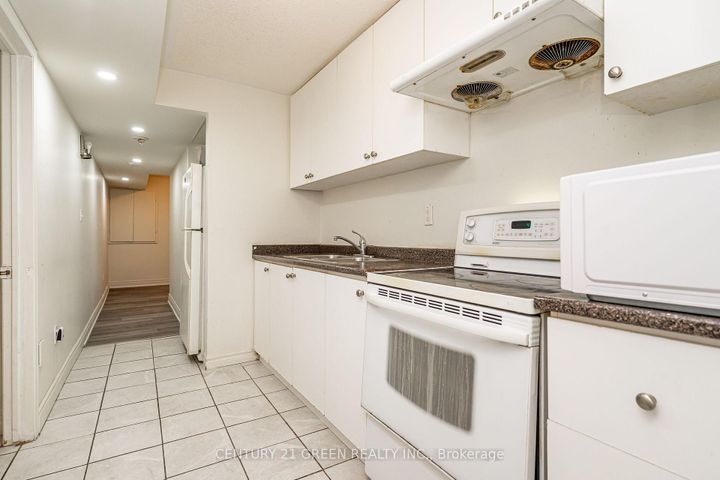 Photo 34 at 449 Aspendale Crescent, Meadowvale Village, Mississauga